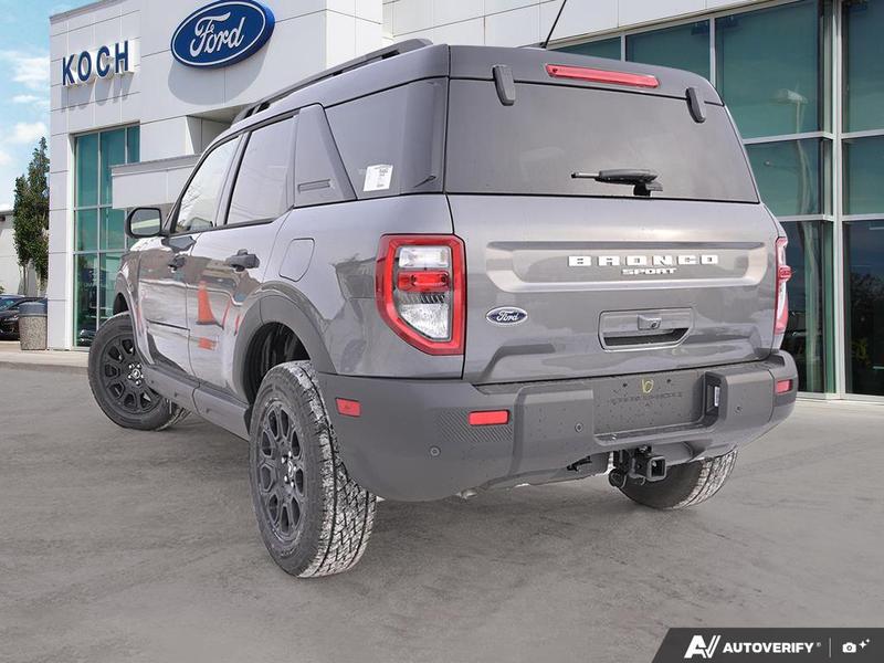 2025 Ford Bronco Sport Badlands photo 3