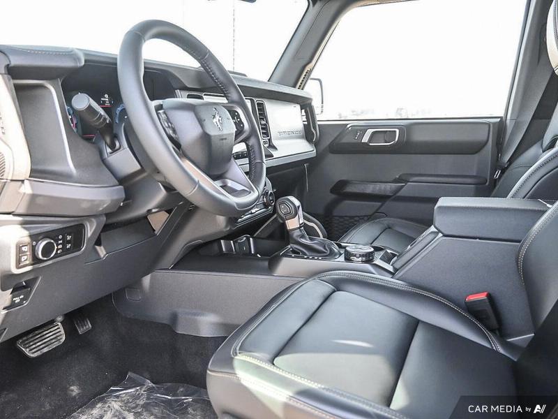DEMO 2025 Ford Bronco Badlands HOSS + Sasquatch Package - Azure Grey Metallic Tri-coat Exterior / BLACK LEATHER TRIM VINYL Interior - $81,884 - Stock #E50684 - VIN 1FMEE9BP3SLA60244 - Photo 13