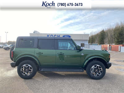 2025 Ford Bronco Outer Banks 1