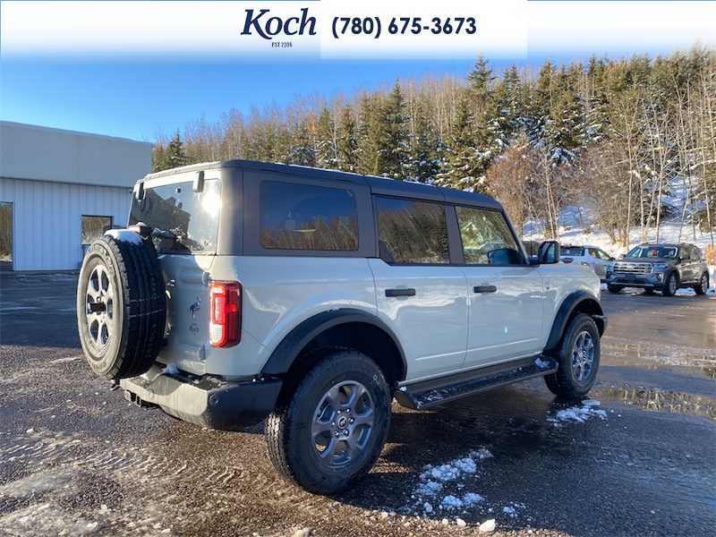 NEW 2025 Ford Bronco Big Bend - Desert Sand Exterior / SMOKED TRUFFLE W/BLK ONYX, MARINE GRADE VINYL BUCKET SEATS Interior - $64,655 - Stock #A25261 - VIN 1FMDE7BH2SLB37078 - Photo 2