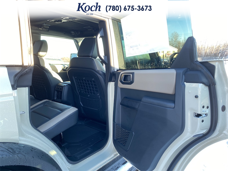 NEW 2025 Ford Bronco Big Bend - Desert Sand Exterior / SMOKED TRUFFLE W/BLK ONYX, MARINE GRADE VINYL BUCKET SEATS Interior - $64,655 - Stock #A25261 - VIN 1FMDE7BH2SLB37078 - Photo 35