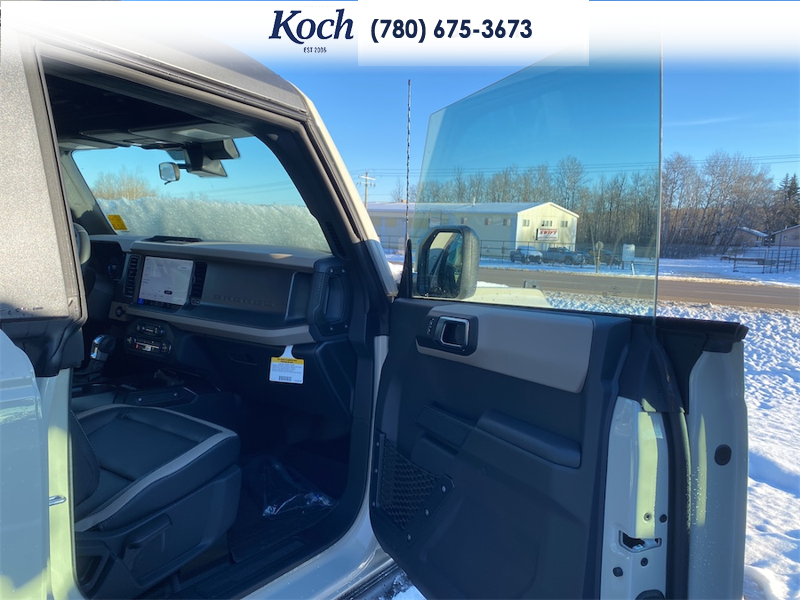 NEW 2025 Ford Bronco Big Bend - Desert Sand Exterior / SMOKED TRUFFLE W/BLK ONYX, MARINE GRADE VINYL BUCKET SEATS Interior - $64,655 - Stock #A25261 - VIN 1FMDE7BH2SLB37078 - Photo 36