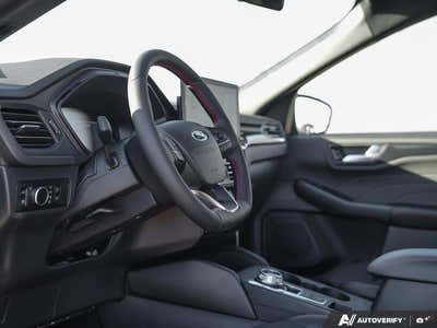 2025 Ford Escape ST-Line 1