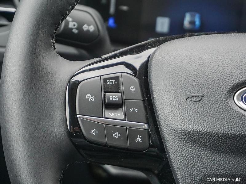 NEW 2025 Ford Escape Active - Space Silver Metallic Exterior / EBONY CLOTH Interior - $34,893 - Stock #E50420 - VIN 1FMCU9GN1SUA76860 - Photo 18
