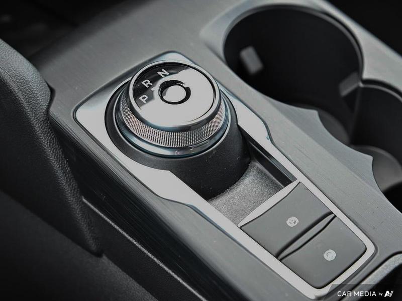 NEW 2025 Ford Escape Active - Carbonized Grey Metallic Exterior / EBONY CLOTH Interior - $35,143 - Stock #E51092 - VIN 1FMCU9GN0SUB25689 - Photo 19