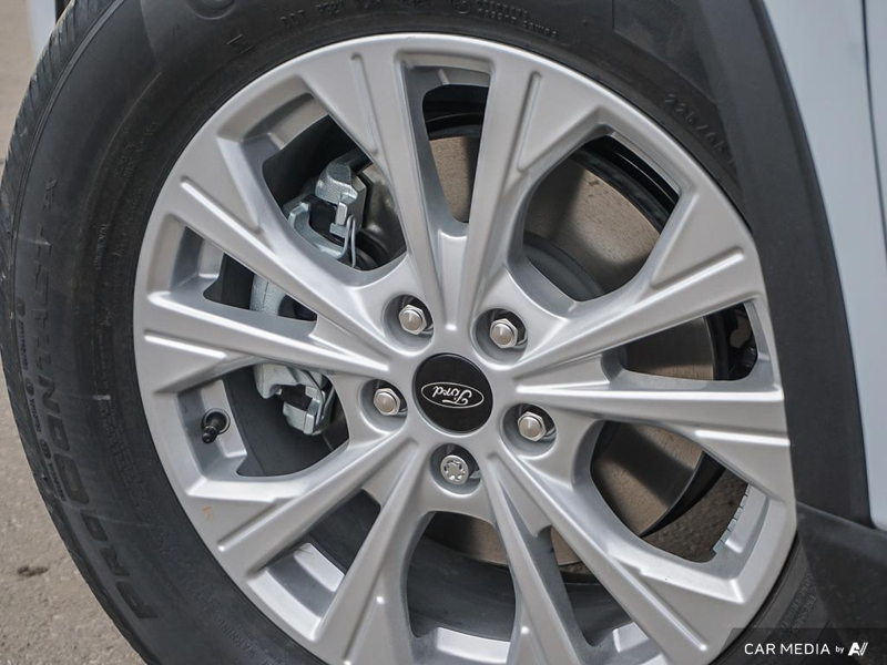 NEW 2025 Ford Escape Active - Space Silver Metallic Exterior / EBONY CLOTH Interior - $37,043 - Stock #E50420 - VIN 1FMCU9GN1SUA76860 - Photo 6