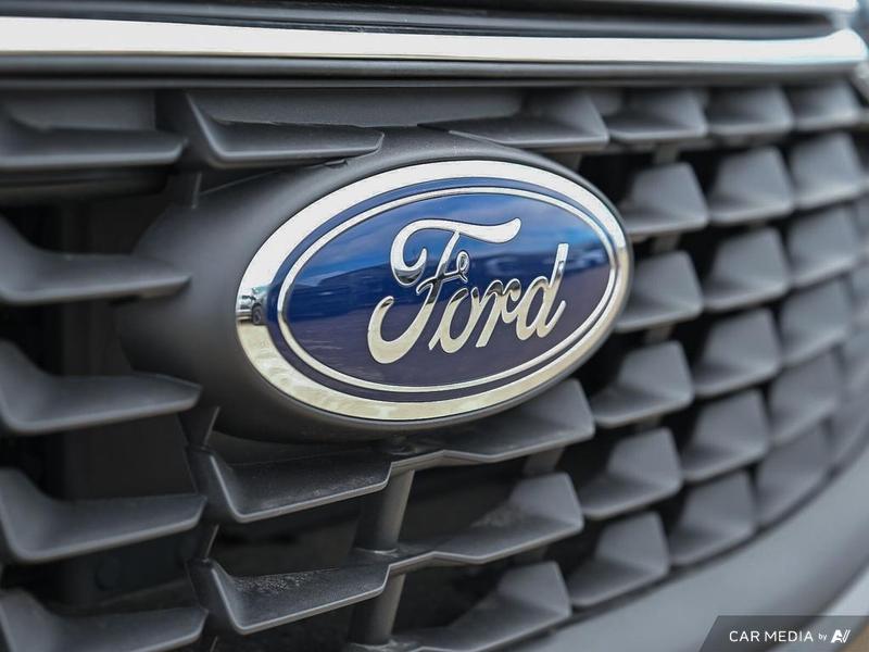NEW 2025 Ford Escape Active - Carbonized Grey Metallic Exterior / EBONY CLOTH Interior - $35,143 - Stock #E51092 - VIN 1FMCU9GN0SUB25689 - Photo 9