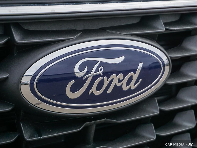 NEW 2025 Ford Escape Active - Space Silver Metallic Exterior / EBONY CLOTH Interior - $37,043 - Stock #E50420 - VIN 1FMCU9GN1SUA76860 - Photo 9
