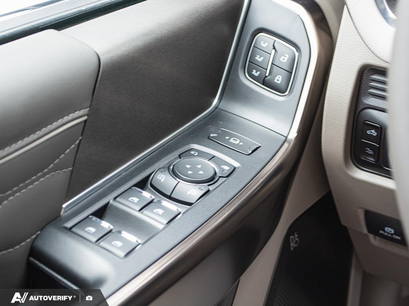 NEW 2025 Ford F-350 Super Duty Platinum - Antimatter Blue Metallic Exterior / ADMIRAL BLUE LIGHT SLATE Interior - $119,964 - Stock #D51012 - VIN 1FT8W3BM7SED74016 - Photo 17