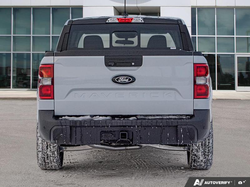 2025 Ford Maverick Lariat photo 2