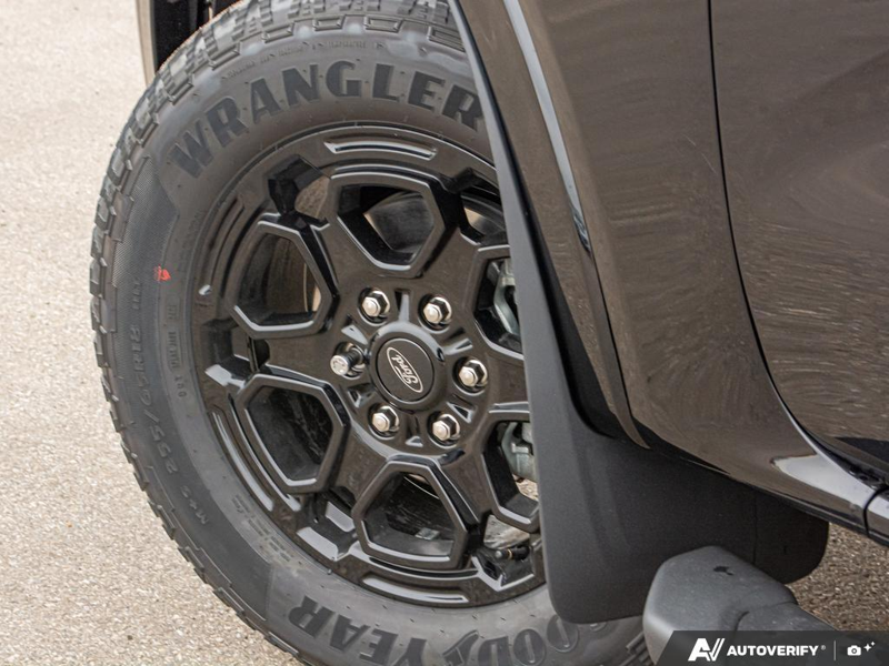 NEW 2025 Ford Ranger Lariat - Shadow Black Exterior / EBONY LEATHER-TRIMMED Interior - $53,899 - Stock #E51335 - VIN 1FTER4KH9SLE62161 - Photo 6