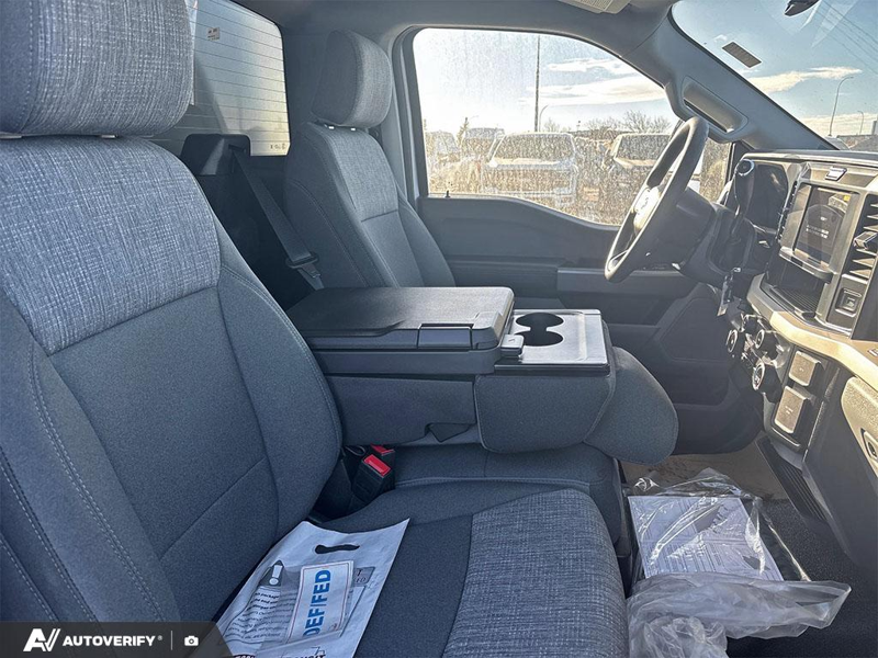 NEW 2025 Ford Super Duty F-600 DRW XLT - Oxford White Exterior / MEDIUM DARK SLATE CLOTH Interior - $114,777 - Stock #D50735 - VIN 1FDFF6LT8SDA15127 - Photo 15