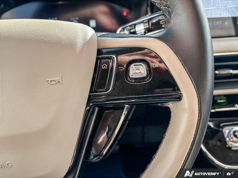 USED 2025 Lincoln Corsair Grand Touring - Harbor Gray Met Cc Exterior / LIGHT SMOKED TRUFFLE, PREMIUM LEATHER-TRIMMED HEATED CAPTAIN'S C Interior - $55,997 - Stock #EP4776 - VIN 5LMTJ5DZ9SUL02410 - Photo 16