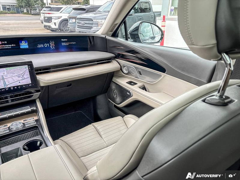 USED 2025 Lincoln Nautilus Reserve - Silver Exterior - $62,955 - Stock #EP4734 - VIN 5LMPJ8KAXSJ973148 - Photo 25