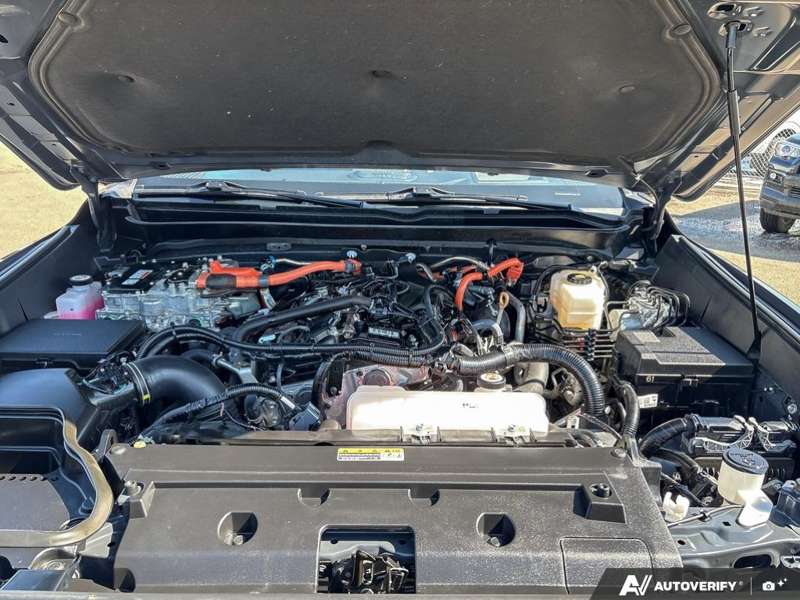 USED 2025 Toyota Tacoma Hybrid Limited - Black Exterior - $62,976 - Stock #E51163B - VIN 3TYLC5LN8ST017366 - Photo 10