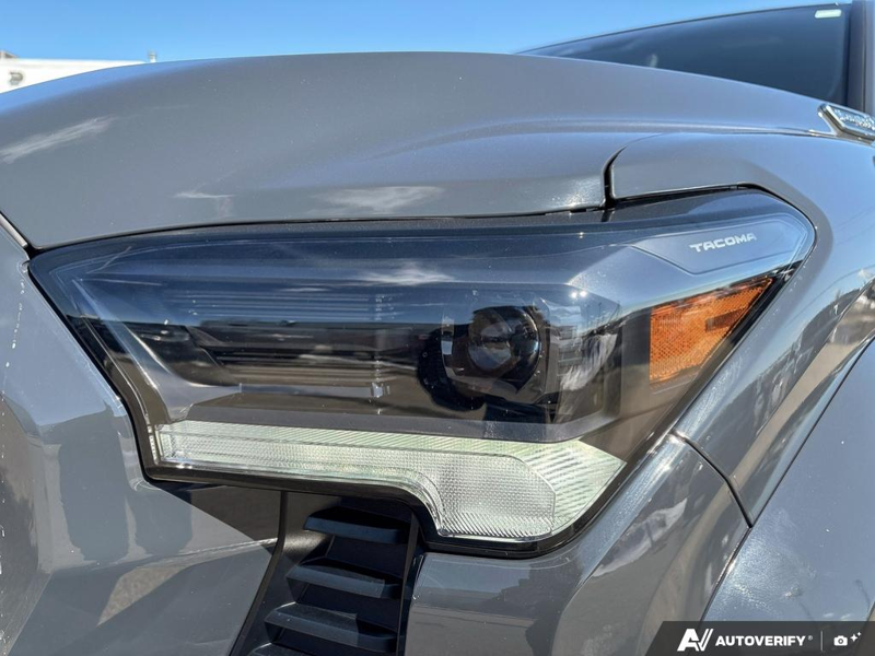 USED 2025 Toyota Tacoma Hybrid Limited - Black Exterior - $62,976 - Stock #E51163B - VIN 3TYLC5LN8ST017366 - Photo 8