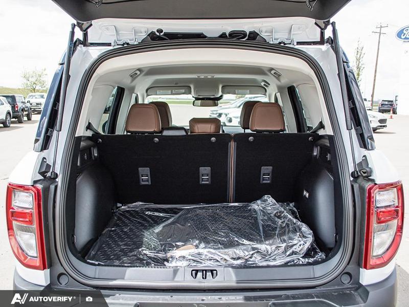 NEW 2026 Ford Bronco Sport Outer Banks - Oxford White Exterior / EBONY ROAST Interior - $40,668 - Stock #D60446 - VIN 3FMCR9CNXTRE40080 - Photo 11