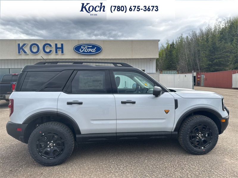 NEW 2026 Ford Bronco Sport Badlands - Crystal White Tricoat Exterior / DARK SPACE GREY LEATHER Interior - $55,400 - Stock #A26055 - VIN 3FMCR9DAXTRE09973 - Photo 13