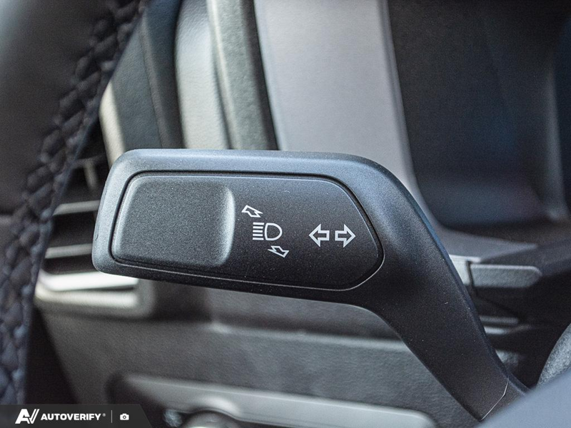 NEW 2026 Ford Bronco Sport Badlands - Oxford White Exterior / DARK SPACE GREY LEATHER Interior - $52,569 - Stock #D60807 - VIN 3FMCR9DA8TRF31909 - Photo 16