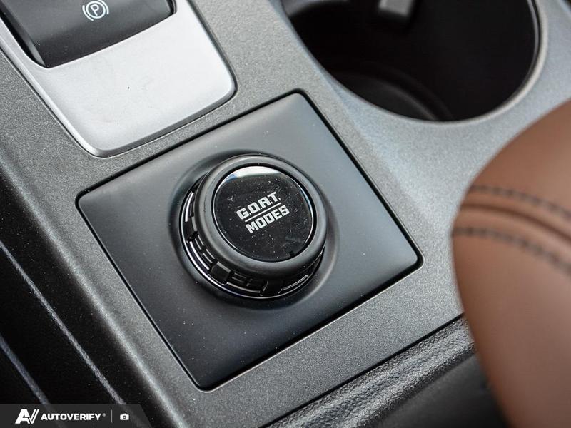 NEW 2026 Ford Bronco Sport Outer Banks - Oxford White Exterior / EBONY ROAST Interior - $40,668 - Stock #D60446 - VIN 3FMCR9CNXTRE40080 - Photo 18