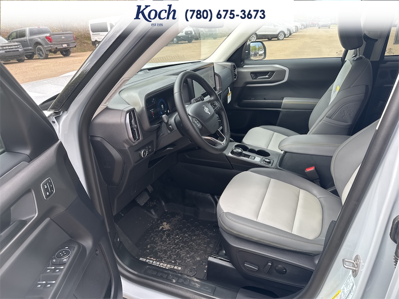 NEW 2026 Ford Bronco Sport Badlands - Crystal White Tricoat Exterior / DARK SPACE GREY LEATHER Interior - $55,400 - Stock #A26055 - VIN 3FMCR9DAXTRE09973 - Photo 17