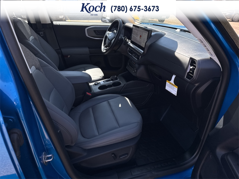 NEW 2026 Ford Bronco Sport Badlands - Velocity Blue Metallic Exterior / DARK SPACE GREY LEATHER Interior - $48,440 - Stock #A26156 - VIN 3FMCR9DA6TRE49757 - Photo 20