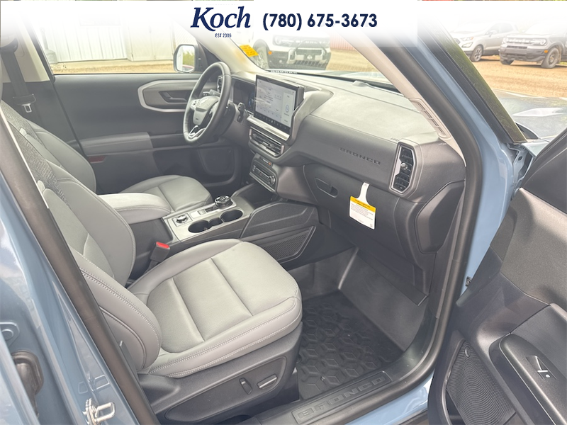 NEW 2026 Ford Bronco Sport Badlands - Azure Grey Metallic Tri-coat Exterior / DARK SPACE GREY LEATHER Interior - $48,490 - Stock #A26155 - VIN 3FMCR9DA9TRE50188 - Photo 21