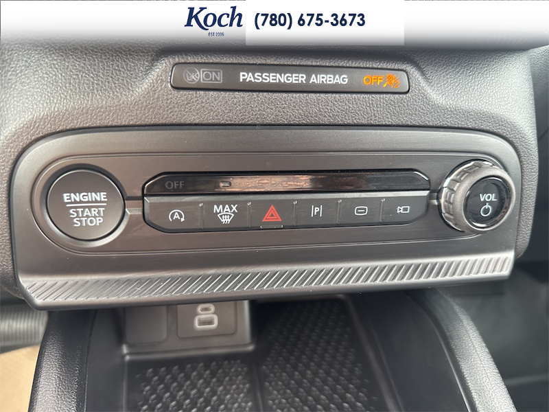 NEW 2026 Ford Bronco Sport Badlands - Azure Grey Metallic Tri-coat Exterior / DARK SPACE GREY LEATHER Interior - $48,490 - Stock #A26155 - VIN 3FMCR9DA9TRE50188 - Photo 24