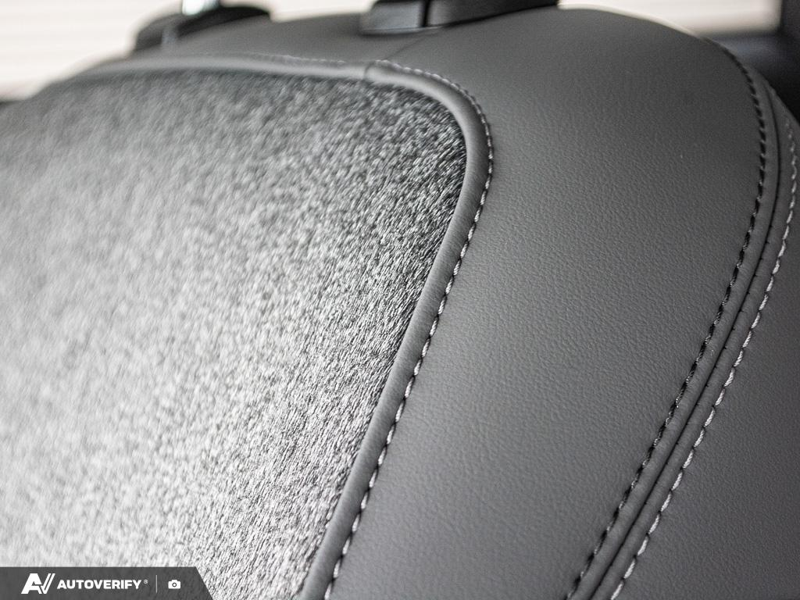 NEW 2026 Ford Bronco Sport Badlands - Space White Metallic Exterior / DARK SPACE GREY, ACTIVEX TRIMMED HTD FR SPORT CONTOUR BUCKET SEA Interior - $47,779 - Stock #D60810 - VIN 3FMCR9DA9TRF11491 - Photo 25