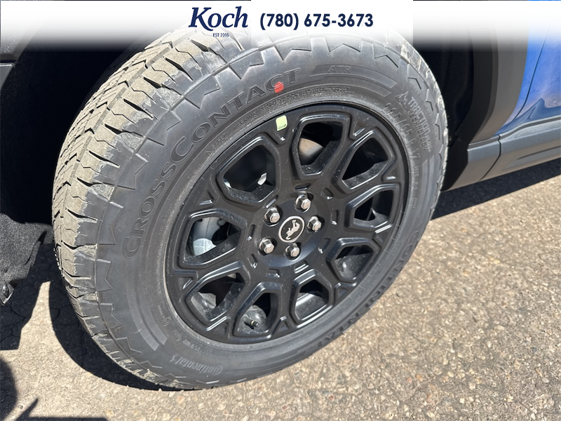 NEW 2026 Ford Bronco Sport Badlands - Velocity Blue Metallic Exterior / DARK SPACE GREY LEATHER Interior - $48,440 - Stock #A26156 - VIN 3FMCR9DA6TRE49757 - Photo 35