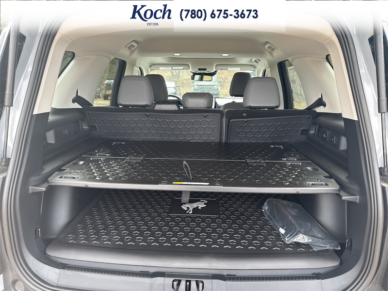 NEW 2026 Ford Bronco Sport Badlands - Crystal White Tricoat Exterior / DARK SPACE GREY LEATHER Interior - $55,400 - Stock #A26055 - VIN 3FMCR9DAXTRE09973 - Photo 38