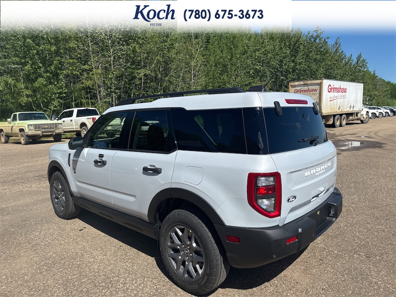 NEW 2026 Ford Bronco Sport Big Bend - Space White Metallic Exterior / MEDIUM LT SMOKED TRUFFLE, CLOTH HEATED FRONT BUCKET SEATS Interior - $39,915 - Stock #A26206 - VIN 3FMCR9BN3TRE70071 - Photo 3