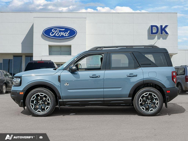 NEW 2026 Ford Bronco Sport Outer Banks - Azure Grey Metallic Tri-coat Exterior / EBONY/ROAST, PREMIUM TRIMMED HTD FRONT BUCKET SEATS Interior - $40,687 - Stock #D60696 - VIN 3FMCR9CN4TRE86844 - Photo 3