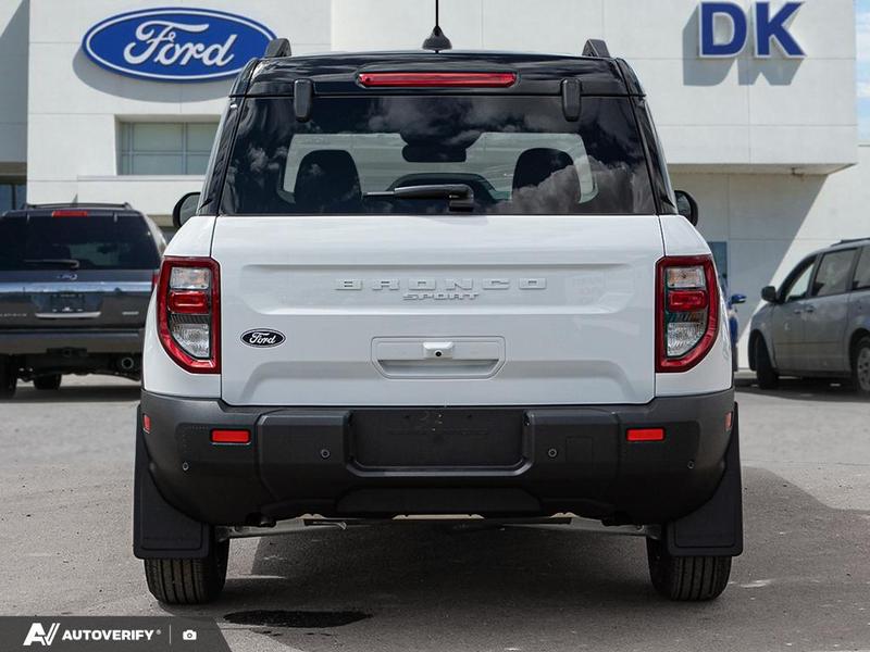 NEW 2026 Ford Bronco Sport Outer Banks - Oxford White Exterior / EBONY ROAST Interior - $40,668 - Stock #D60446 - VIN 3FMCR9CNXTRE40080 - Photo 5