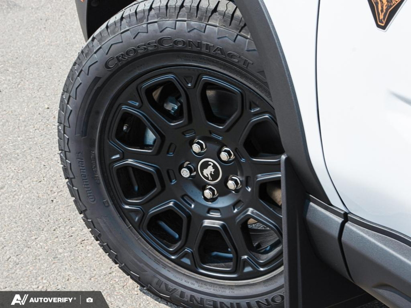 NEW 2026 Ford Bronco Sport Badlands - Oxford White Exterior / DARK SPACE GREY, ACTIVEX TRIMMED HTD FR SPORT CONTOUR BUCKET SEA Interior - $43,852 - Stock #D60695 - VIN 3FMCR9DA5TRF07065 - Photo 6