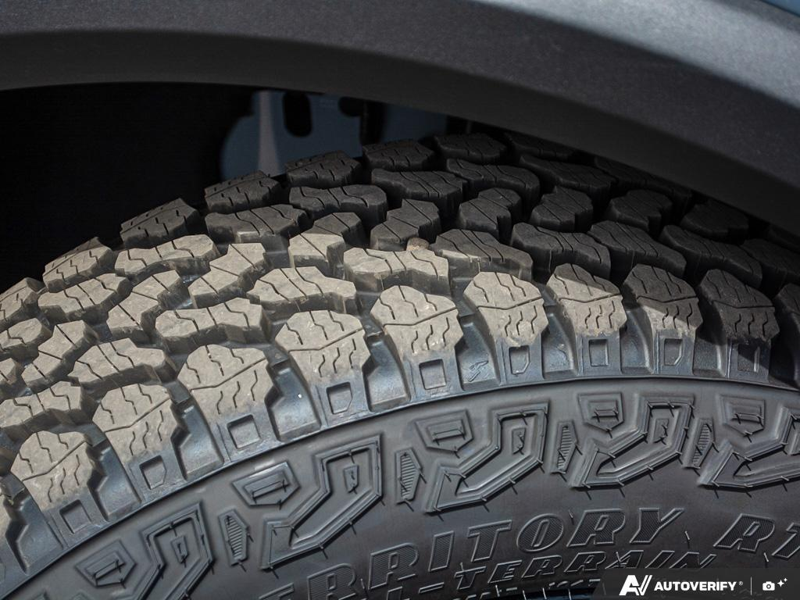 NEW 2026 Ford Bronco Sport Badlands - Azure Grey Metallic Tri-coat Exterior / DARK SPACE GREY LEATHER Interior - $50,333 - Stock #E60646 - VIN 3FMCR9DAXTRE51320 - Photo 7