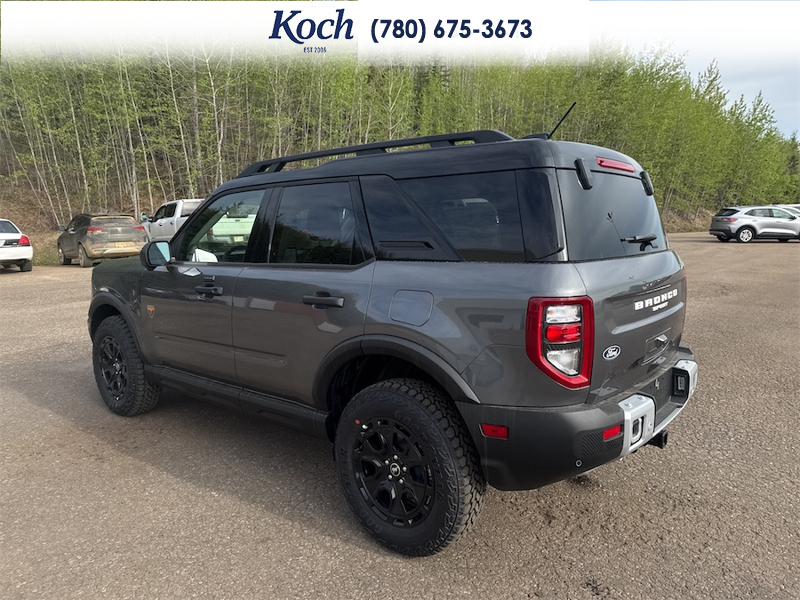 NEW 2026 Ford Bronco Sport Badlands - Carbonized Grey Metallic Exterior / DARK SPACE GREY LEATHER Interior - $56,150 - Stock #A26058 - VIN 3FMCR9DAXTRE09097 - Photo 9