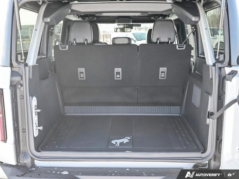 NEW 2026 Ford Bronco Outer Banks - Avalanche Exterior / BLACK ONYX LEATHER TRIM/VINYL Interior - $73,939 - Stock #E60286 - VIN 1FMEE8BP3TLA46727 - Photo 11