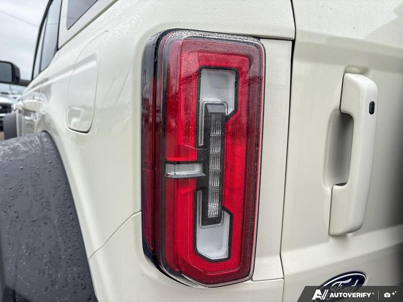 NEW 2026 Ford Bronco Outer Banks 60th Anniversary Edition - Wimbledon White Exterior / BLACK ONYX-LEATHER/VINYL Interior - $83,879 - Stock #E60681 - VIN 1FMEE8BH0TLA92542 - Photo 11
