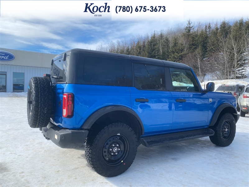NEW 2026 Ford Bronco Big Bend - Velocity Blue Metallic Exterior / CARMELO PLATINUM LEATHER BUCKET Interior - $64,915 - Stock #A26120 - VIN 1FMDE7BH5TLA61924 - Photo 11