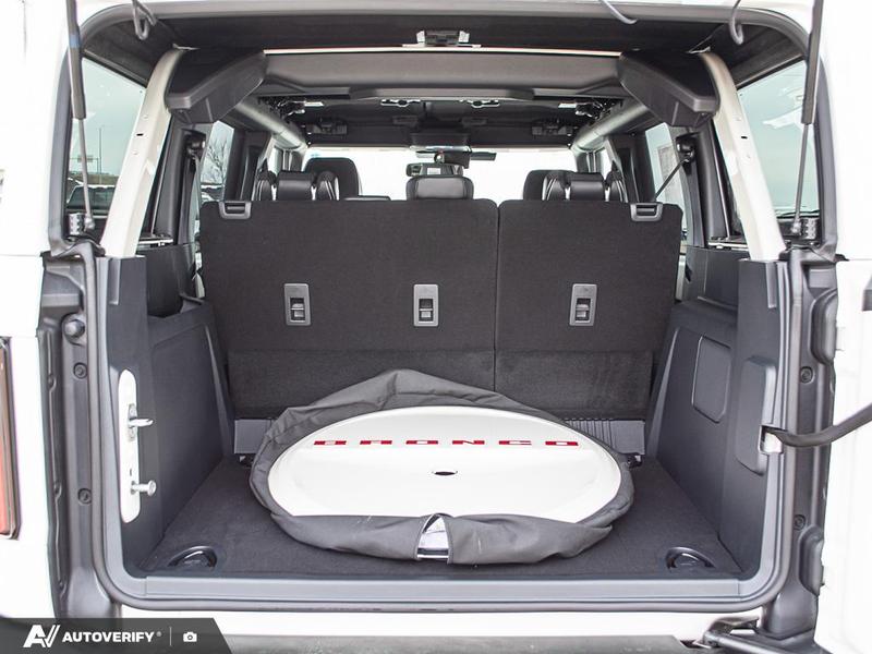 NEW 2026 Ford Bronco Outer Banks - Wimbledon White Exterior / BLACK ONYX-LEATHER/VINYL Interior - $82,413 - Stock #D60363 - VIN 1FMEE8BH4TLA54263 - Photo 12