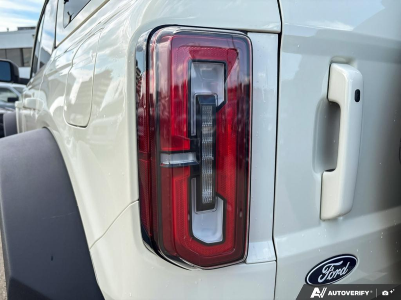 NEW 2026 Ford Bronco Outer Banks - Wimbledon White Exterior / BLACK ONYX-LEATHER/VINYL Interior - $87,459 - Stock #E60989 - VIN 1FMEE8BP8TLB22474 - Photo 11