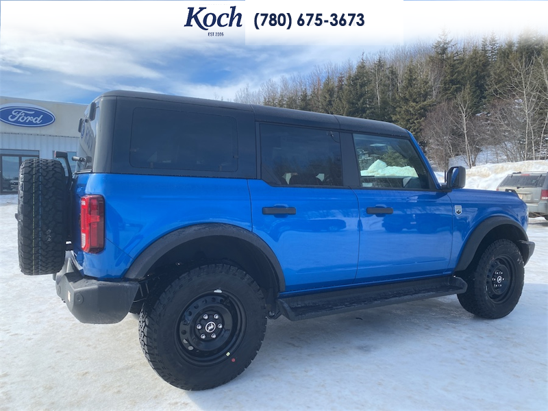 NEW 2026 Ford Bronco Big Bend - Velocity Blue Metallic Exterior / CARMELO PLATINUM LEATHER BUCKET Interior - $64,915 - Stock #A26120 - VIN 1FMDE7BH5TLA61924 - Photo 12