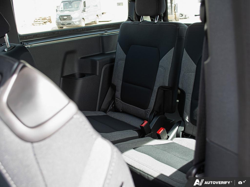 NEW 2026 Ford Bronco Base Sasquatch Manual - Avalanche Exterior / BLACK CLOTH GREY Interior - $61,356 - Stock #E60239 - VIN 1FMDE6AH1TLA43559 - Photo 13
