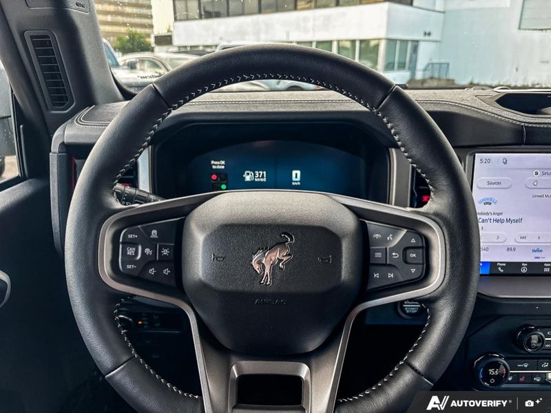 NEW 2026 Ford Bronco Outer Banks - Wimbledon White Exterior / BLACK ONYX-LEATHER/VINYL Interior - $87,459 - Stock #E60989 - VIN 1FMEE8BP8TLB22474 - Photo 14
