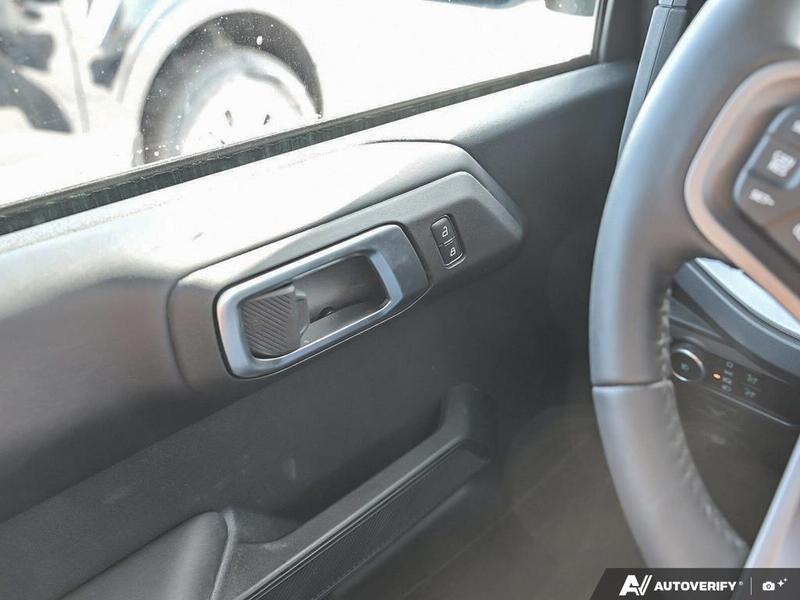 NEW 2026 Ford Bronco Outer Banks - Avalanche Exterior / BLACK ONYX LEATHER TRIM/VINYL Interior - $73,939 - Stock #E60286 - VIN 1FMEE8BP3TLA46727 - Photo 17
