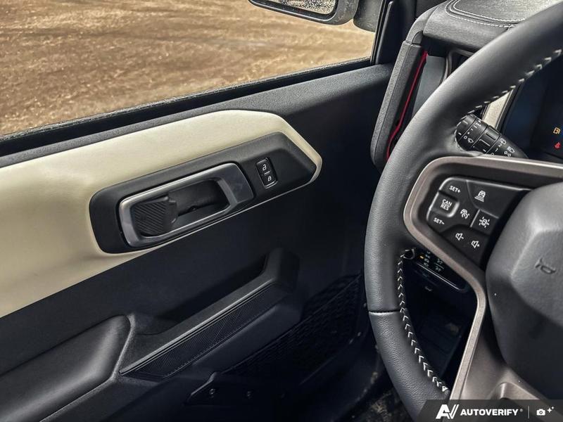 NEW 2026 Ford Bronco Outer Banks 60th Anniversary Edition - Wimbledon White Exterior / BLACK ONYX-LEATHER/VINYL Interior - $83,879 - Stock #E60681 - VIN 1FMEE8BH0TLA92542 - Photo 17