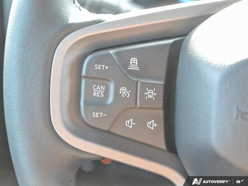 NEW 2026 Ford Bronco Outer Banks - Avalanche Exterior / BLACK ONYX LEATHER TRIM/VINYL Interior - $73,939 - Stock #E60286 - VIN 1FMEE8BP3TLA46727 - Photo 18