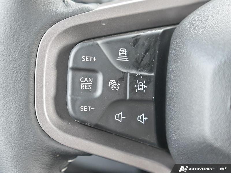 NEW 2026 Ford Bronco Outer Banks 60th Anniversary Edition - Wimbledon White Exterior / BLACK ONYX-LEATHER/VINYL Interior - $83,424 - Stock #E60477 - VIN 1FMEE8BP8TLA54032 - Photo 18