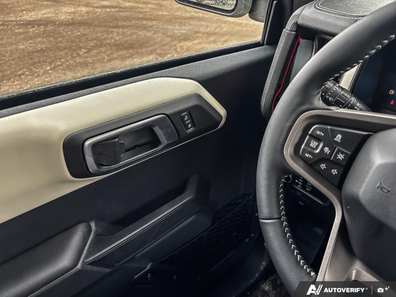 NEW 2026 Ford Bronco Outer Banks 60th Anniversary Edition - Wimbledon White Exterior / BLACK ONYX-LEATHER/VINYL Interior - $75,557 - Stock #E60681 - VIN 1FMEE8BH0TLA92542 - Photo 17